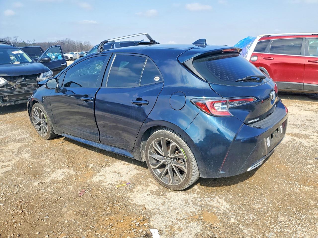 2021 TOYOTA COROLLA photo 4