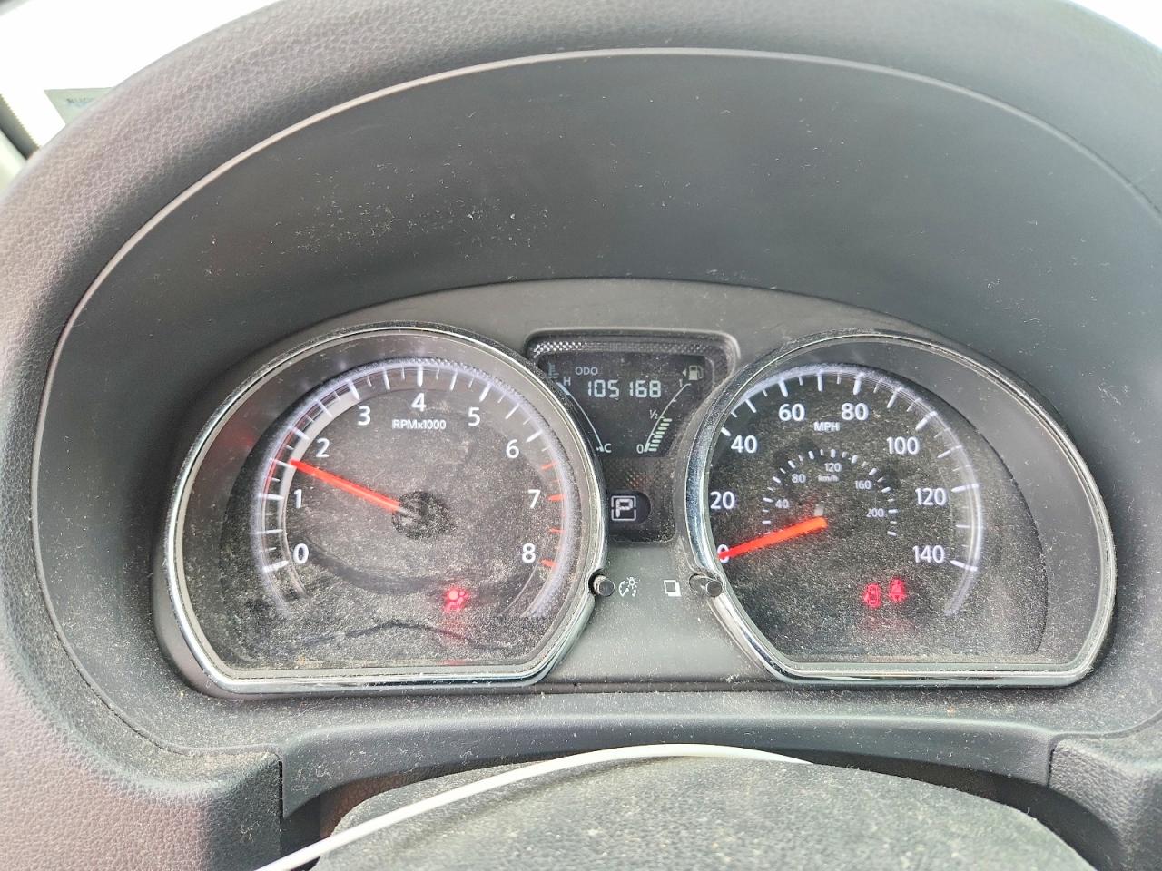 2018 NISSAN VERSA SV photo 17