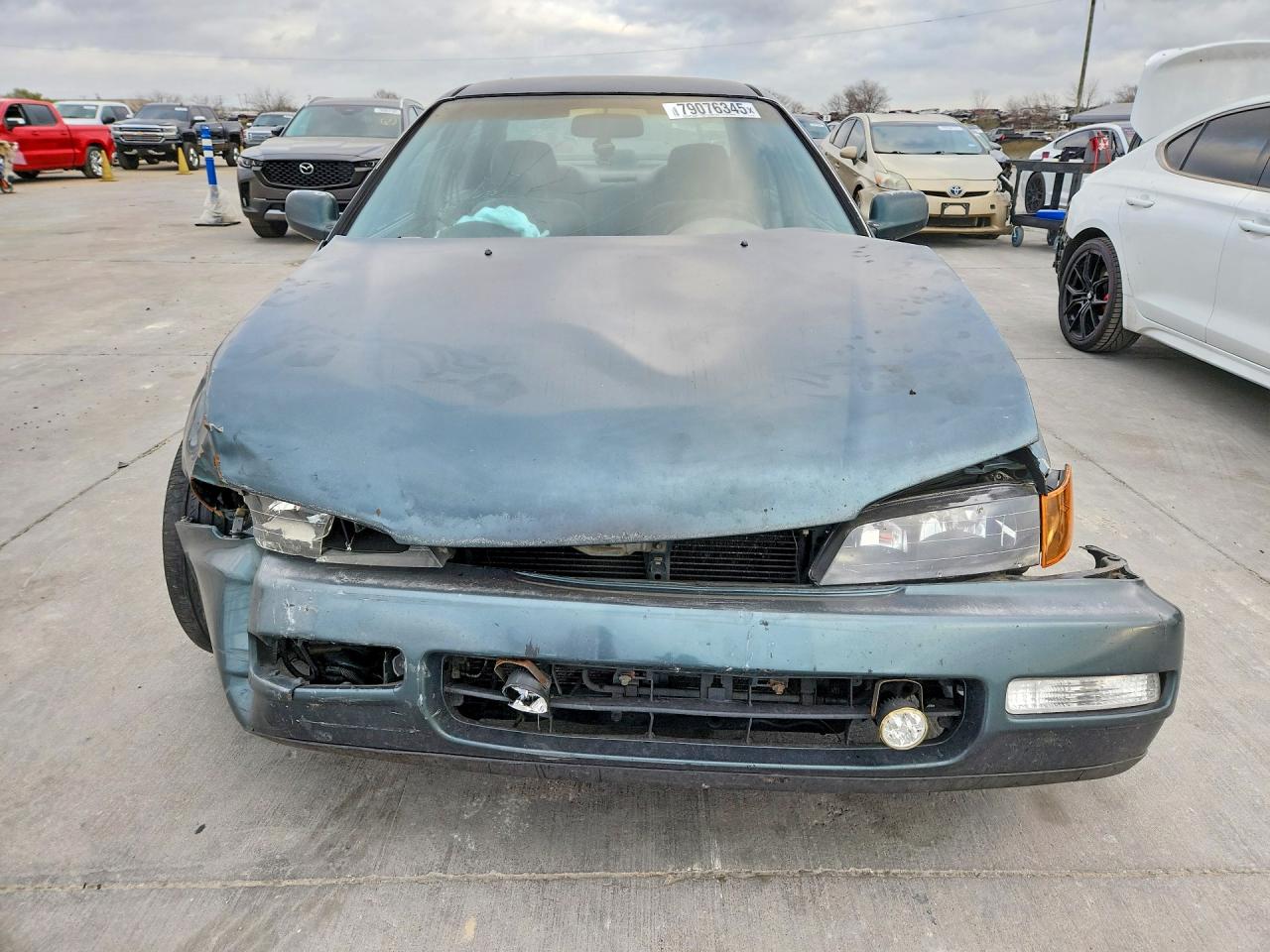 1996 HONDA ACCORD LX photo 5