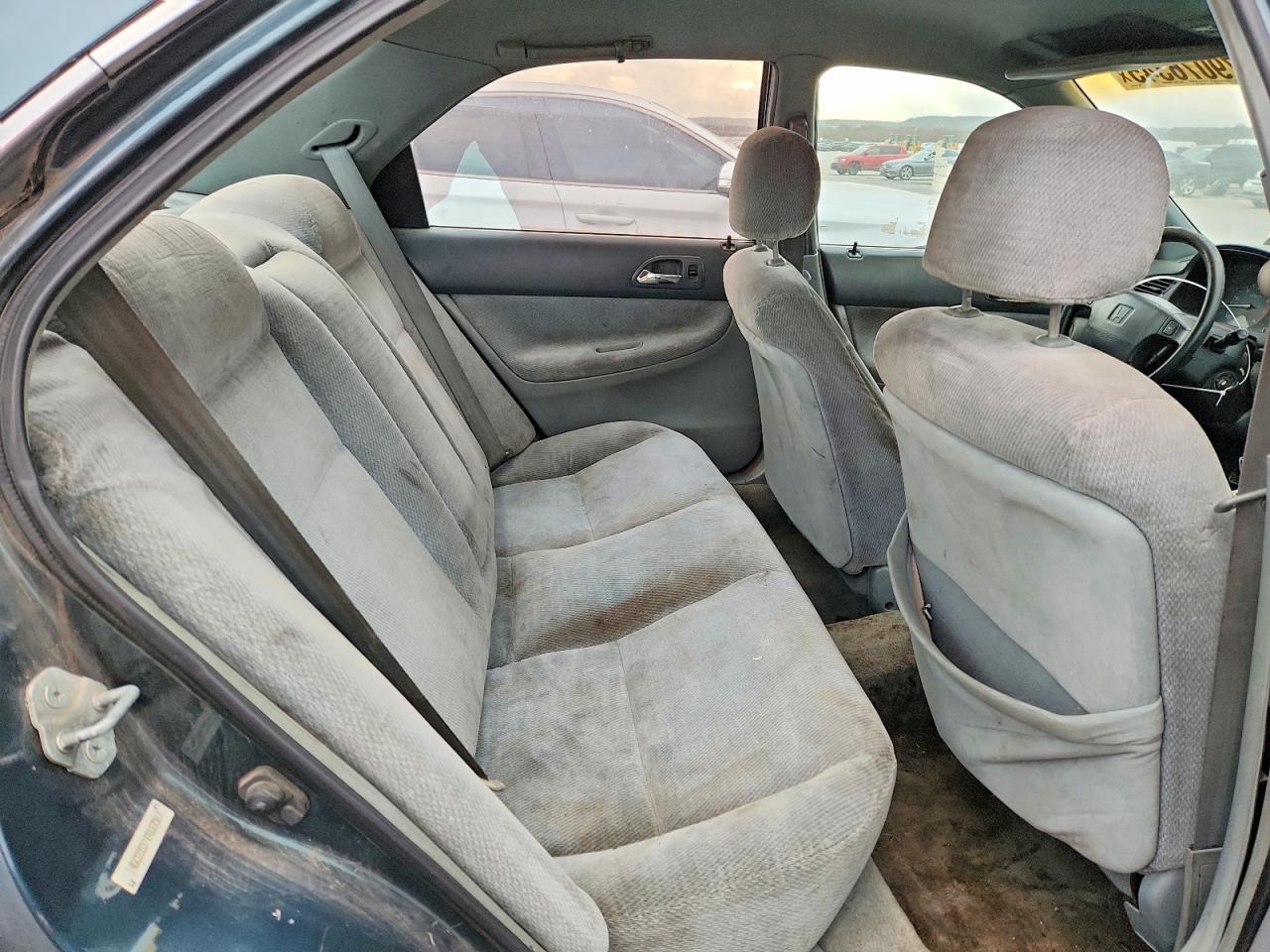 1996 HONDA ACCORD LX photo 10