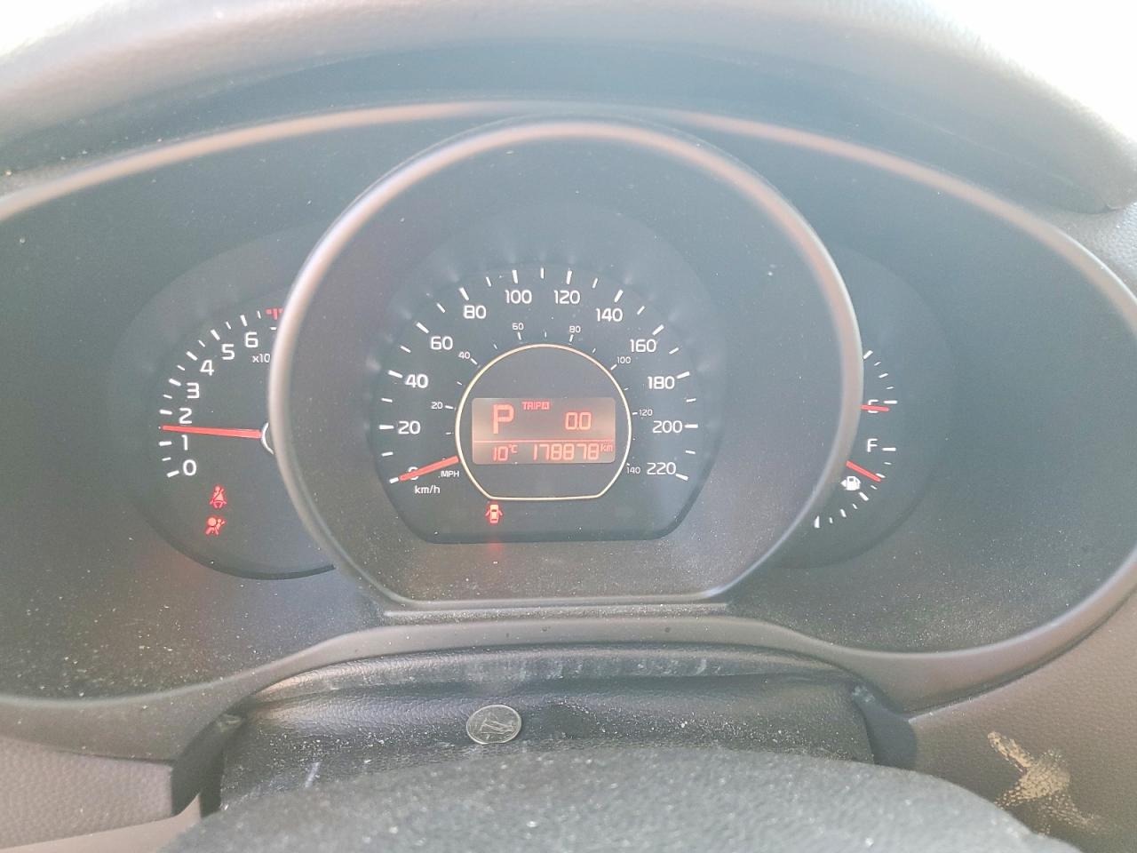 2017 KIA SOUL + photo 9