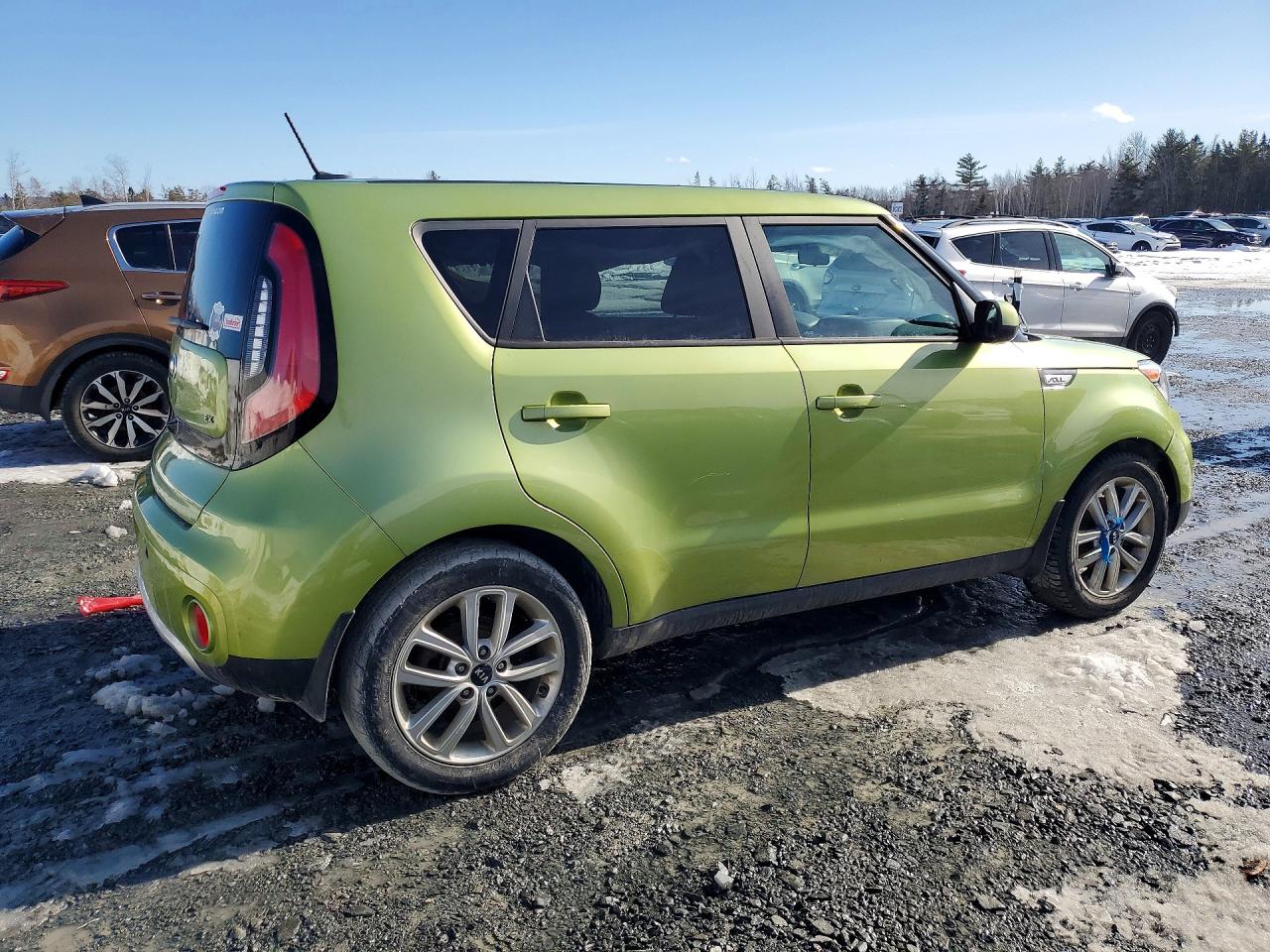 2017 KIA SOUL + photo 3