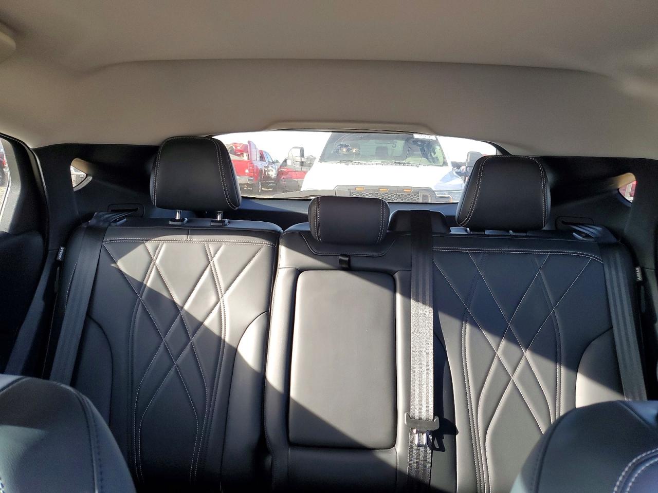 2021 FORD MUSTANG MACH-E SELECT photo 28