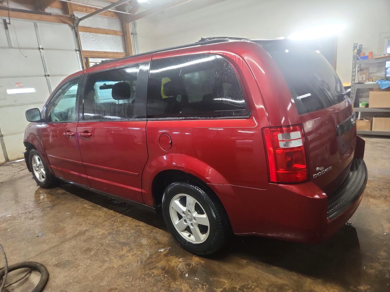 2010 DODGE GRAND CARAVAN HERO photo 2