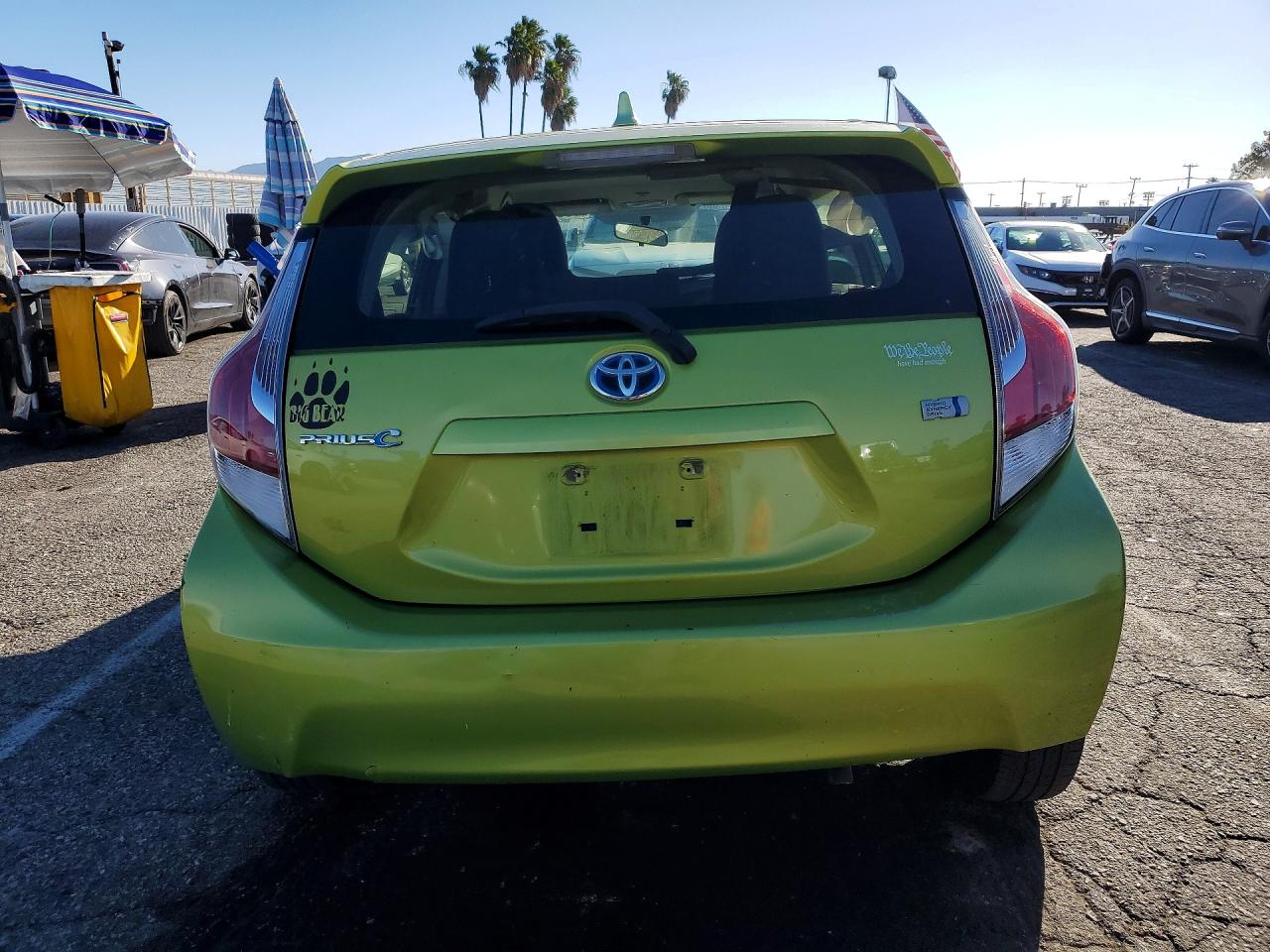 2015 TOYOTA PRIUS C TWO photo 6