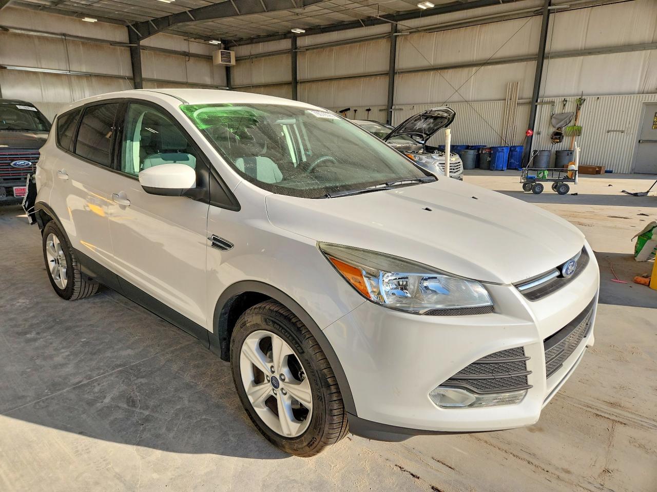 2016 FORD ESCAPE SE photo 4