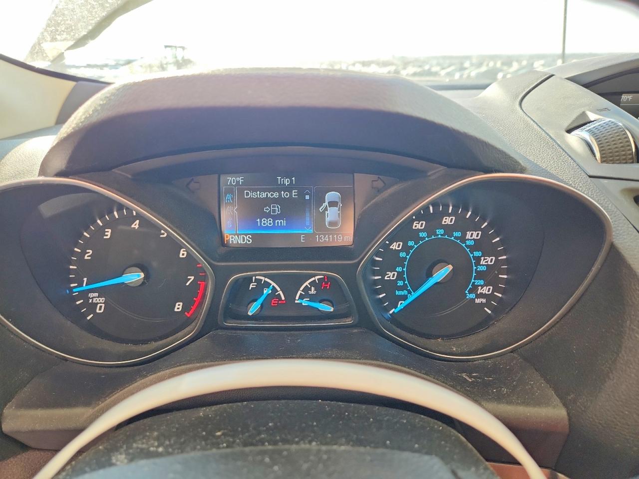 2016 FORD ESCAPE SE photo 9