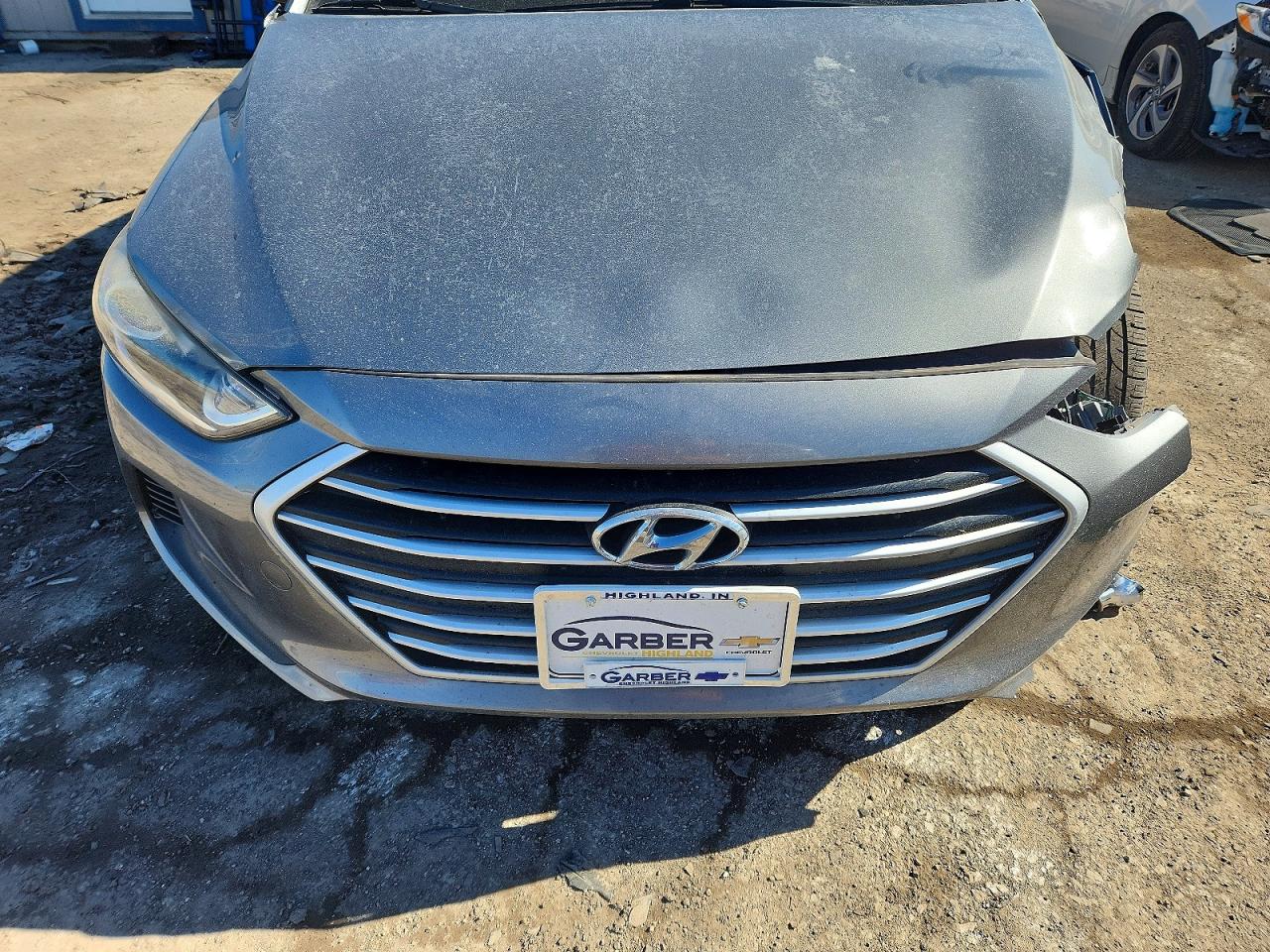2017 HYUNDAI ELANTRA SE photo 11