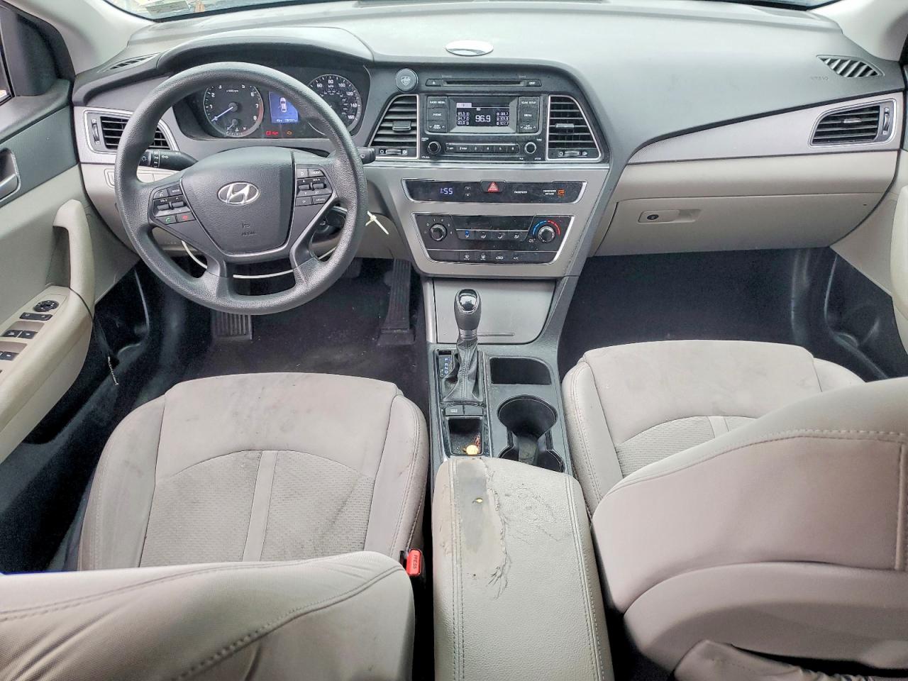 2016 HYUNDAI SONATA BASE photo 8
