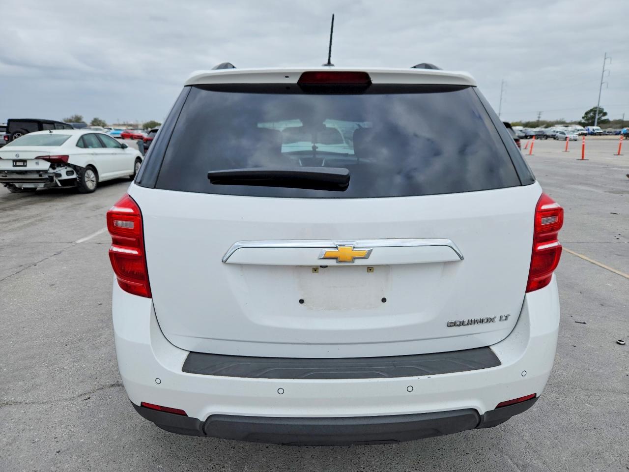 2016 CHEVROLET EQUINOX LT photo 16