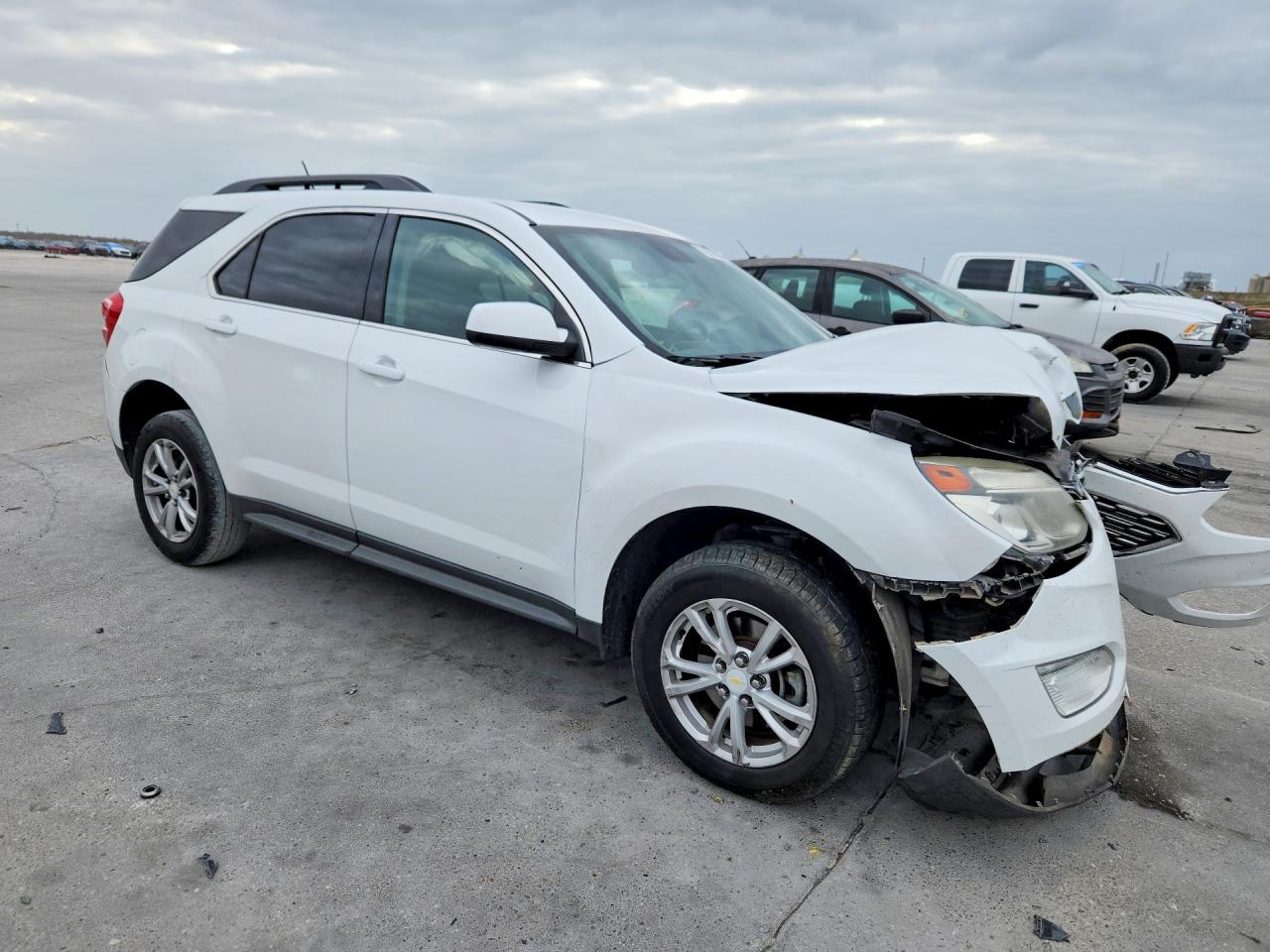 2016 CHEVROLET EQUINOX LT photo 10