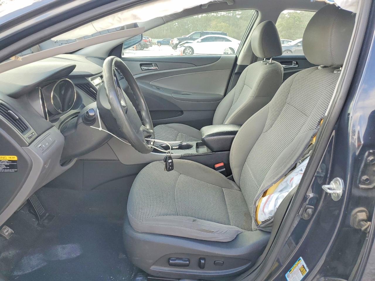 2012 HYUNDAI SONATA GLS photo 7