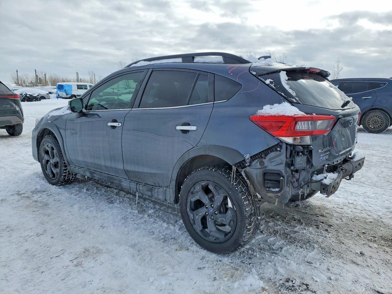 2021 SUBARU CROSSTREK LIMITED photo 2