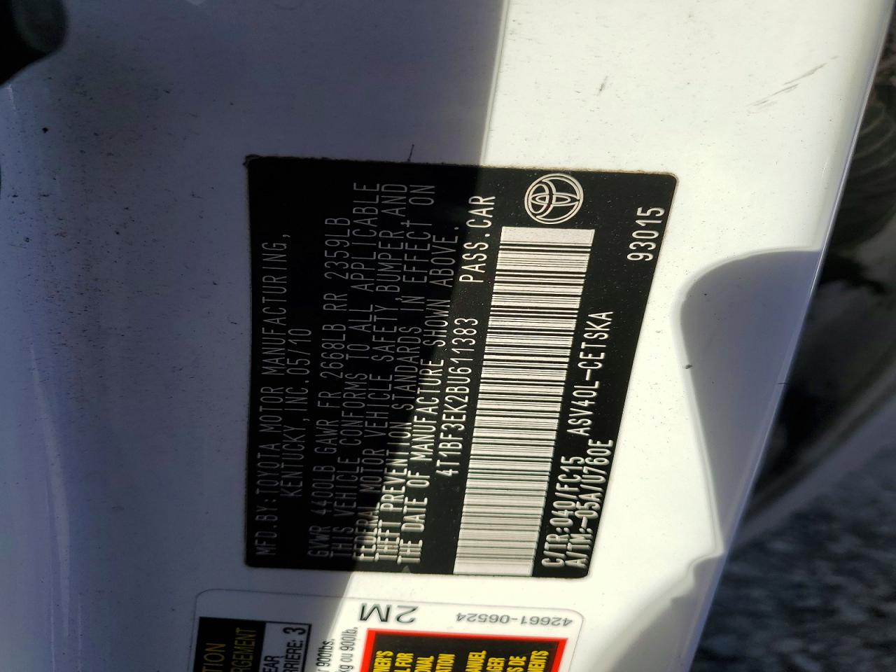 2011 TOYOTA CAMRY SE photo 25