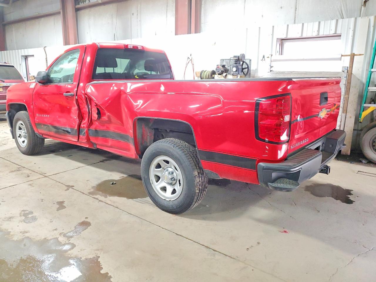 2018 CHEVROLET SILVERADO C1500 photo 3