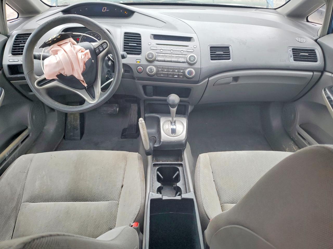 2010 HONDA CIVIC LX photo 8