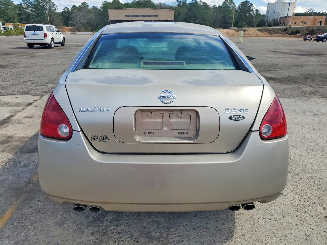 2005 NISSAN MAXIMA 3.5 SE photo 11