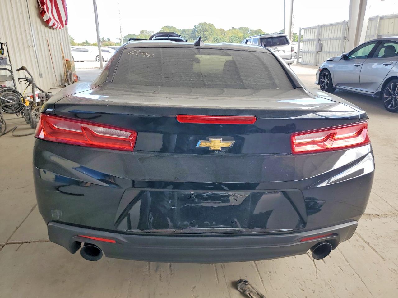 2017 CHEVROLET CAMARO LT photo 6
