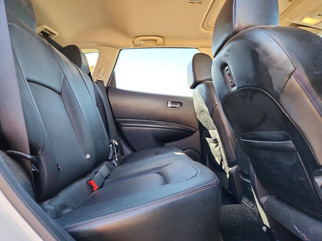 2011 NISSAN ROGUE S photo 37
