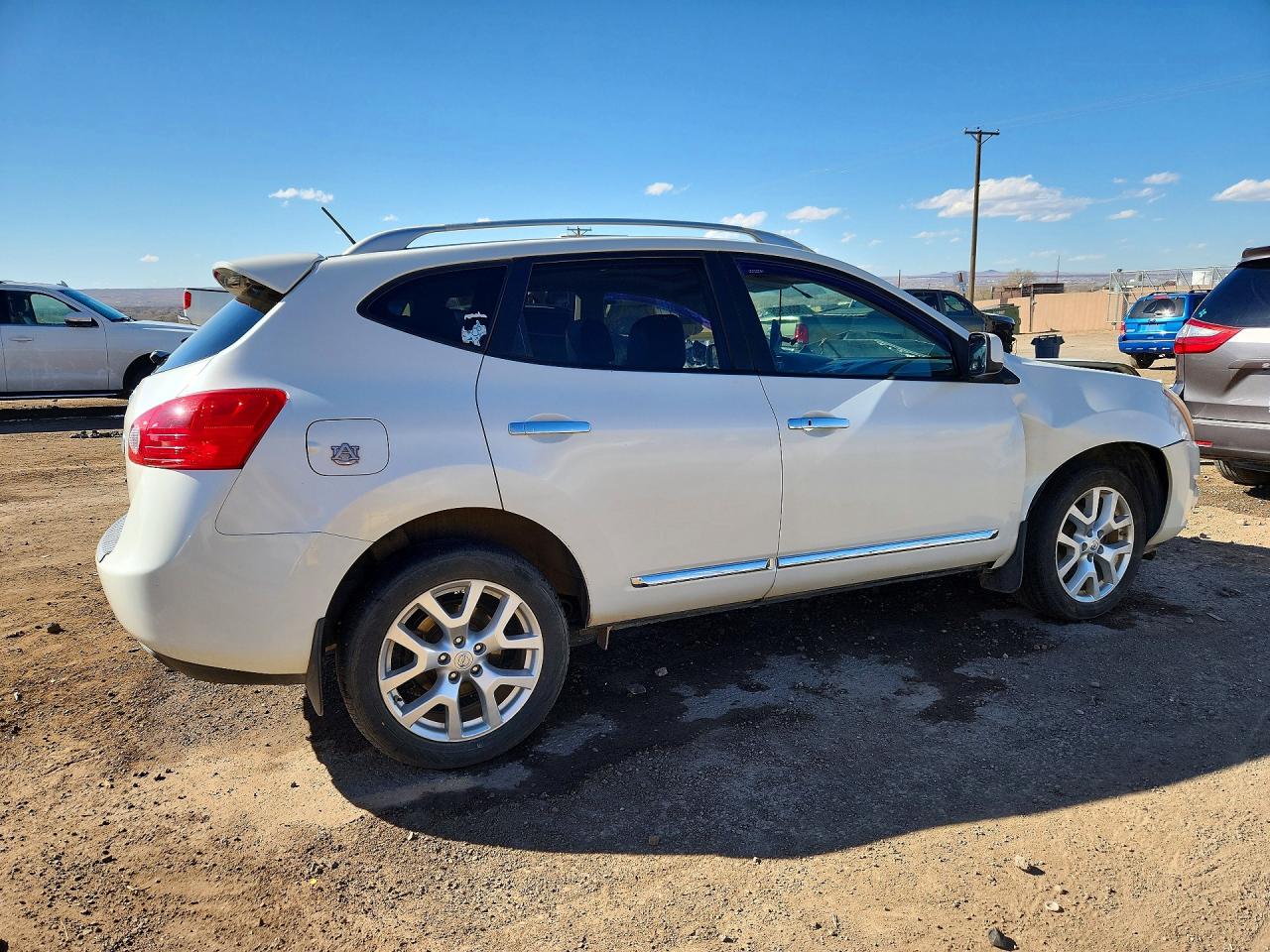 2011 NISSAN ROGUE S photo 9