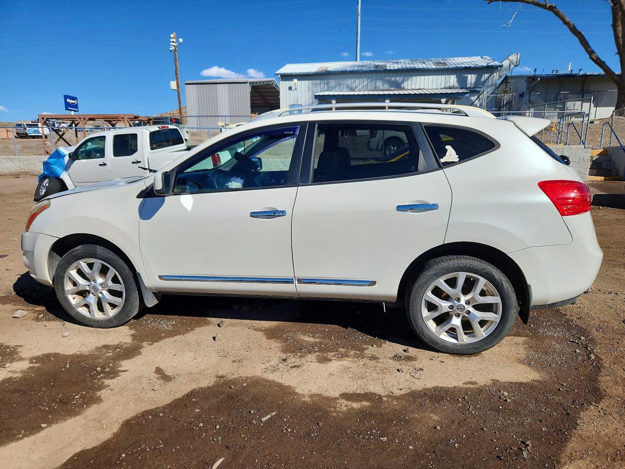 2011 NISSAN ROGUE S photo 5