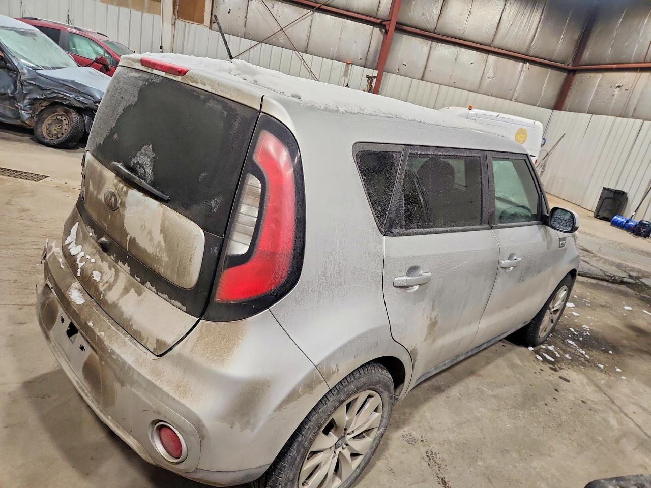 2018 KIA SOUL + photo 3