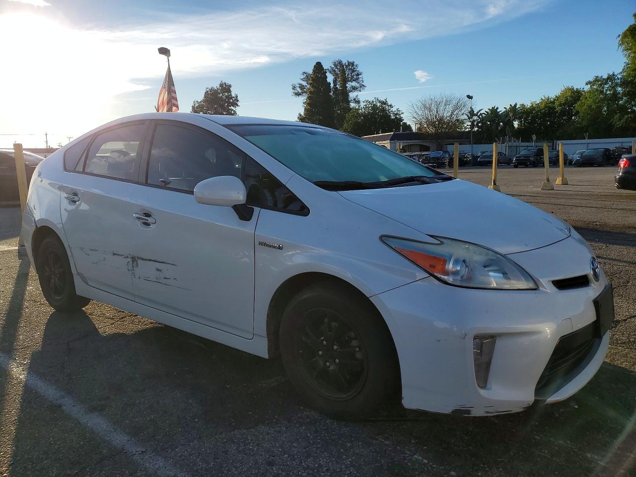 2012 TOYOTA PRIUS TWO photo 7