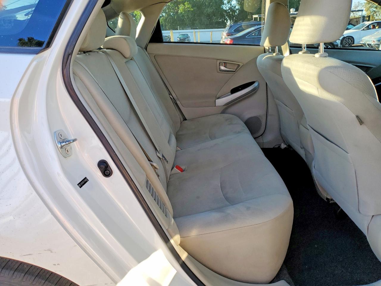 2012 TOYOTA PRIUS TWO photo 19