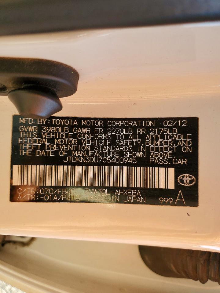 2012 TOYOTA PRIUS TWO photo 23