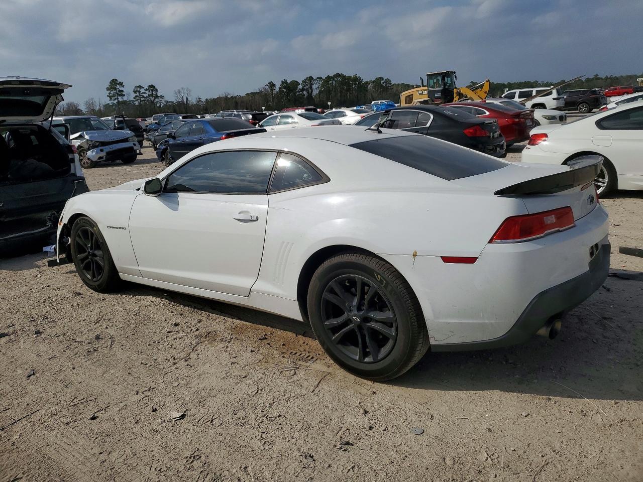 2015 CHEVROLET CAMARO LS photo 4