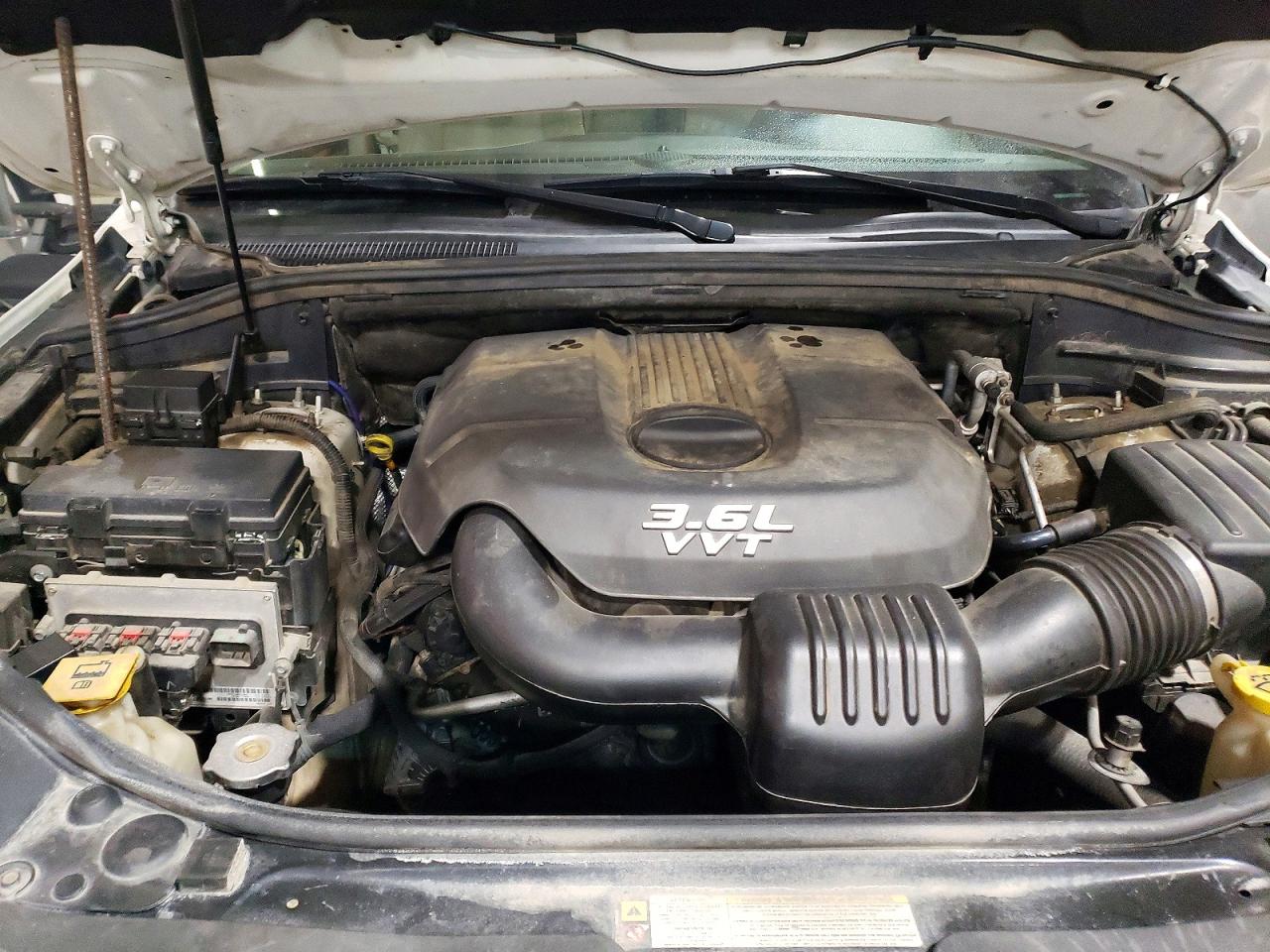 2012 JEEP GRAND CHEROKEE photo 12