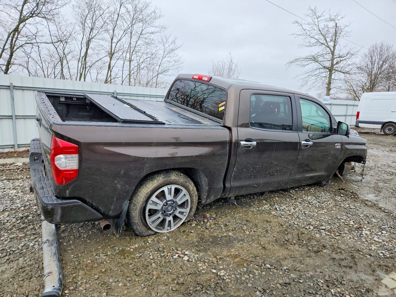2018 TOYOTA TUNDRA 1794 EDITION photo 7