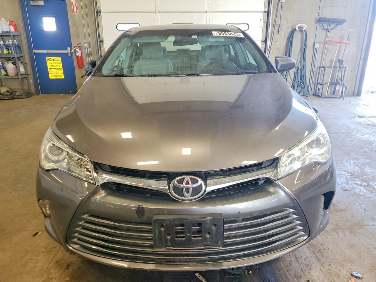 2017 TOYOTA CAMRY LE photo 5