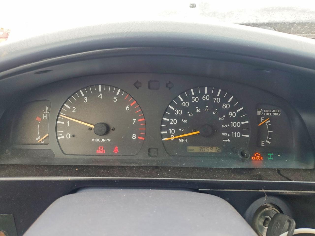 2000 TOYOTA TACOMA V6 photo 17
