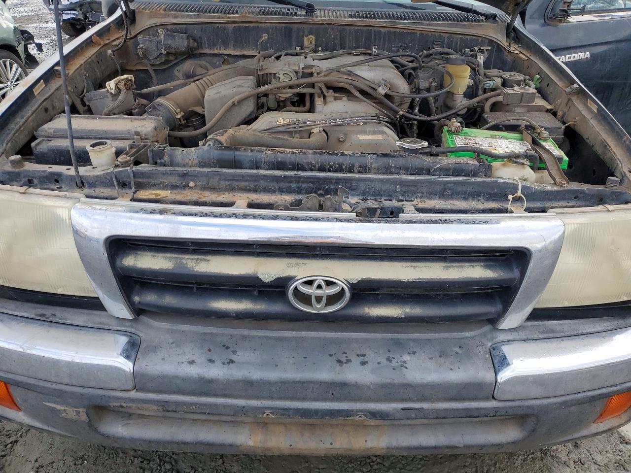 2000 TOYOTA TACOMA V6 photo 21