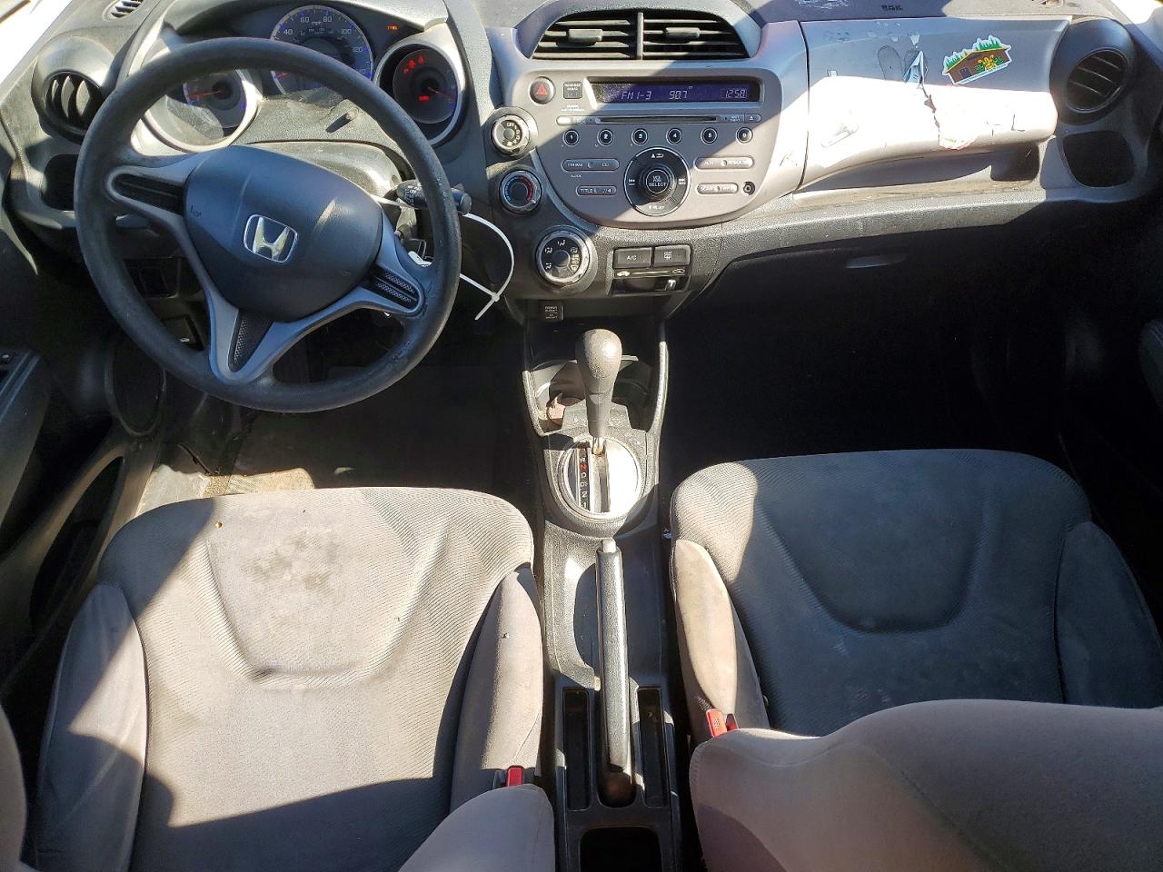 2009 HONDA FIT photo 8