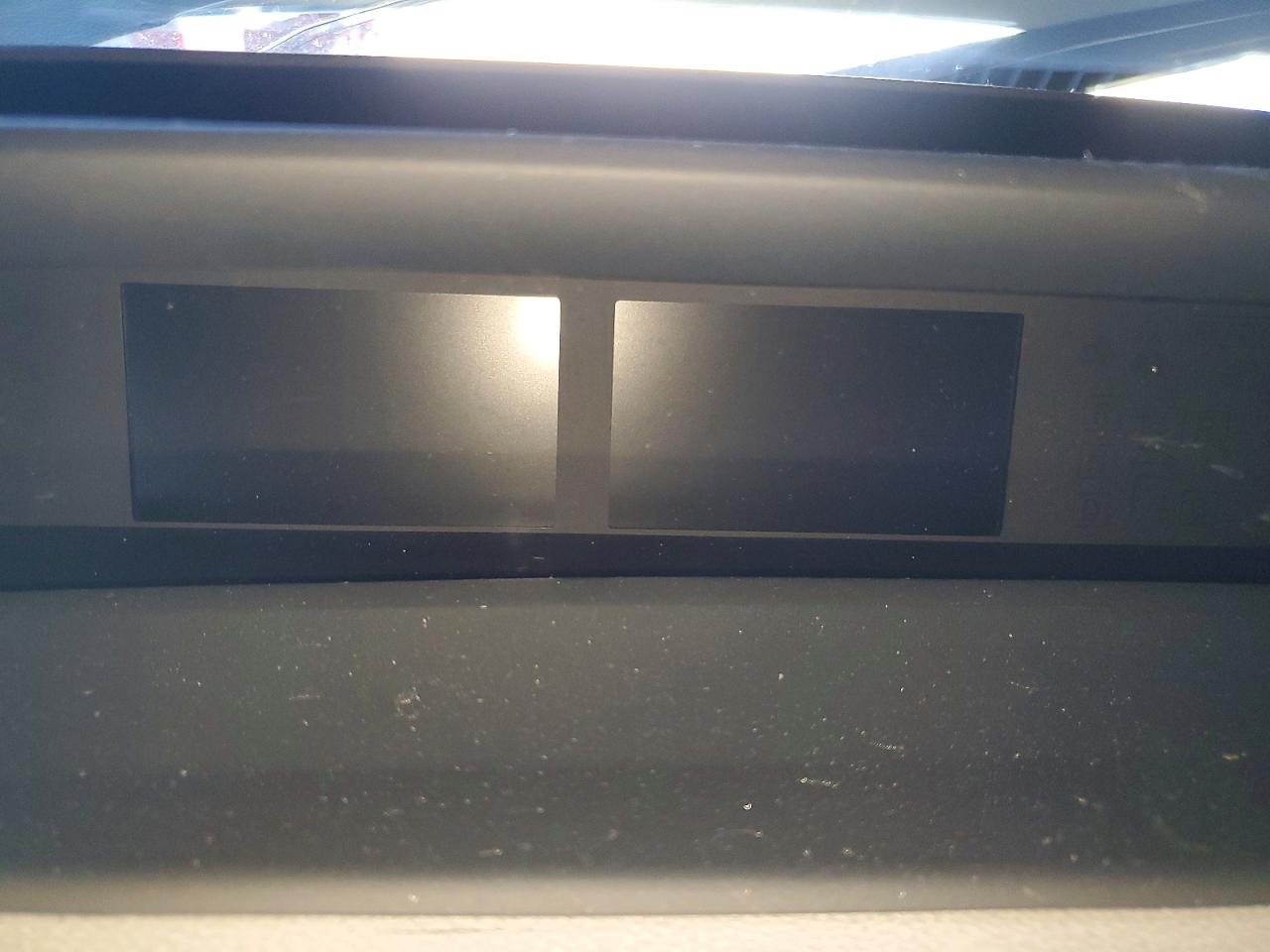 2018 TOYOTA PRIUS TWO photo 17