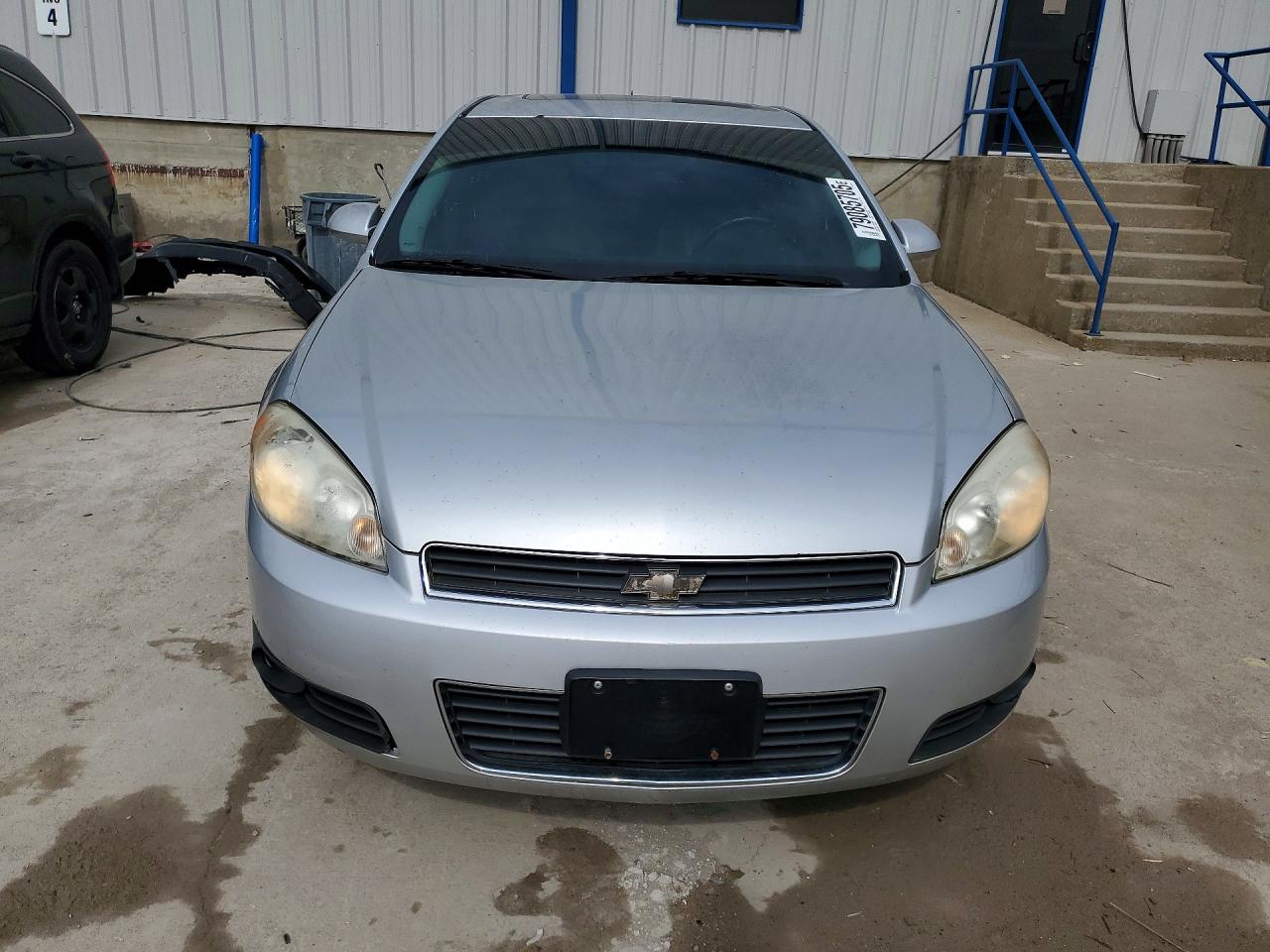 2010 CHEVROLET IMPALA LT photo 5