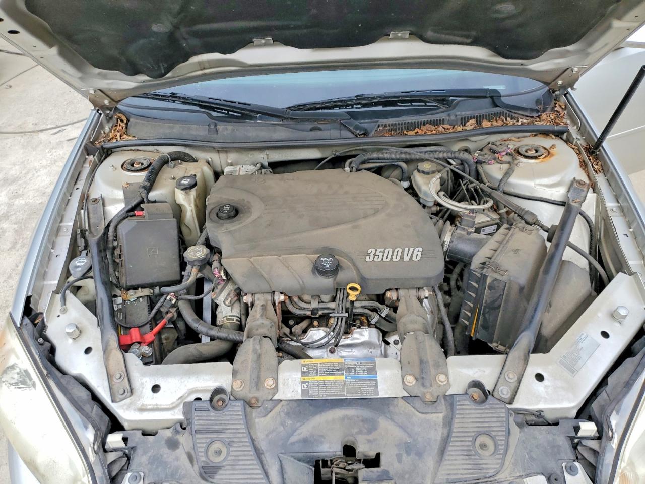 2010 CHEVROLET IMPALA LT photo 11