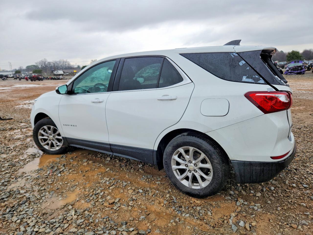2018 CHEVROLET EQUINOX LT photo 3