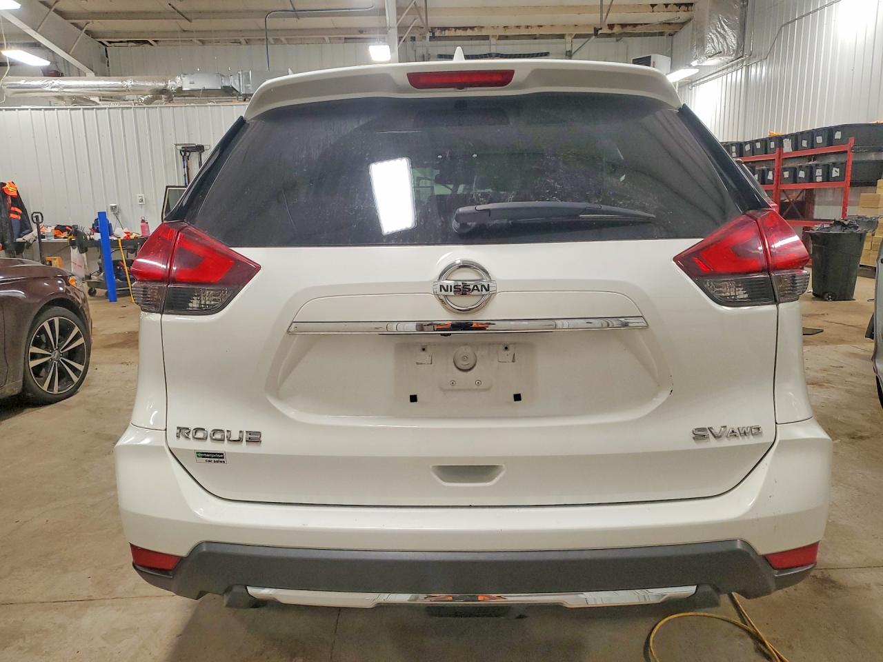 2017 NISSAN ROGUE SV photo 11