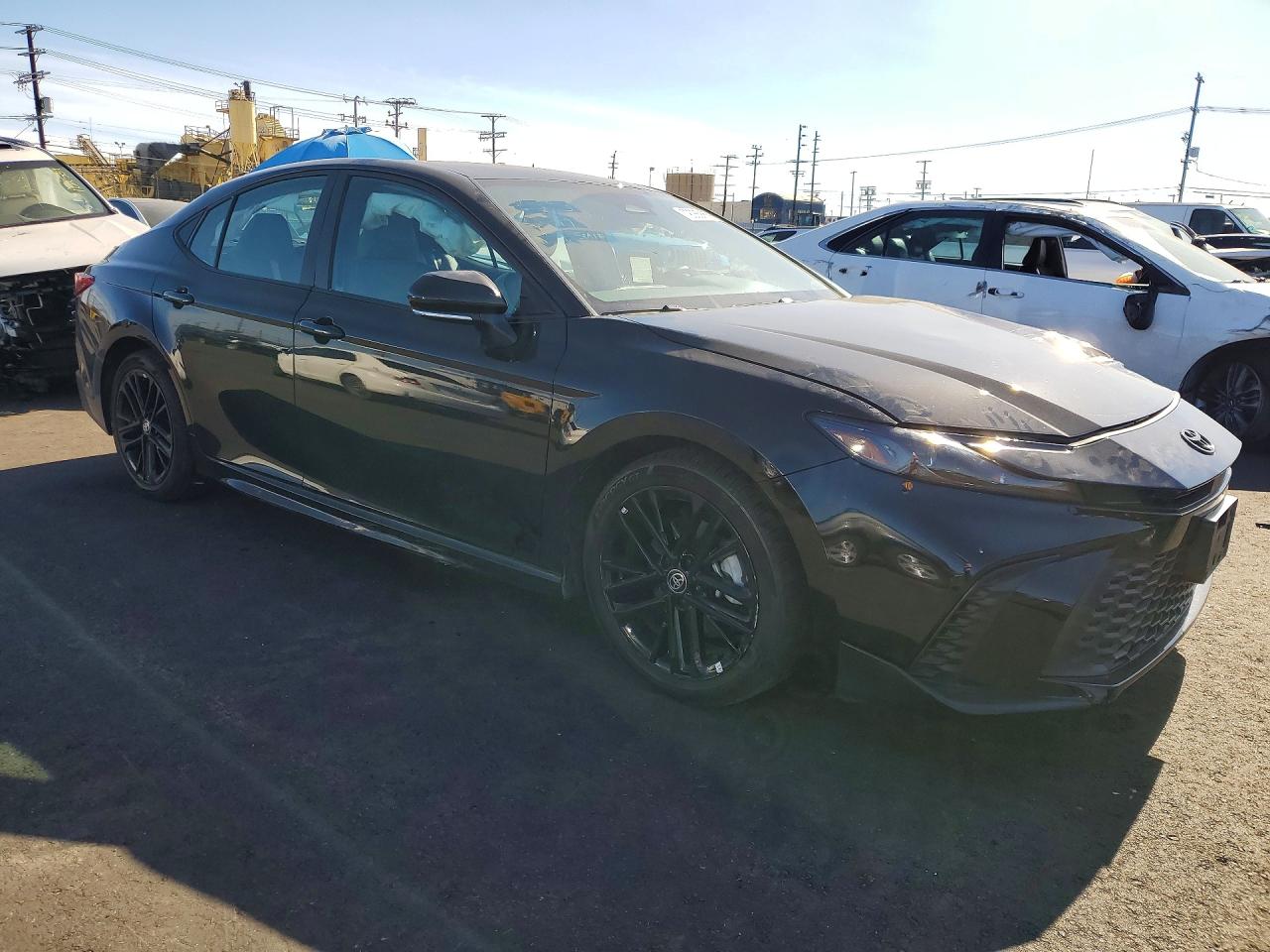 2025 TOYOTA CAMRY SE photo 10