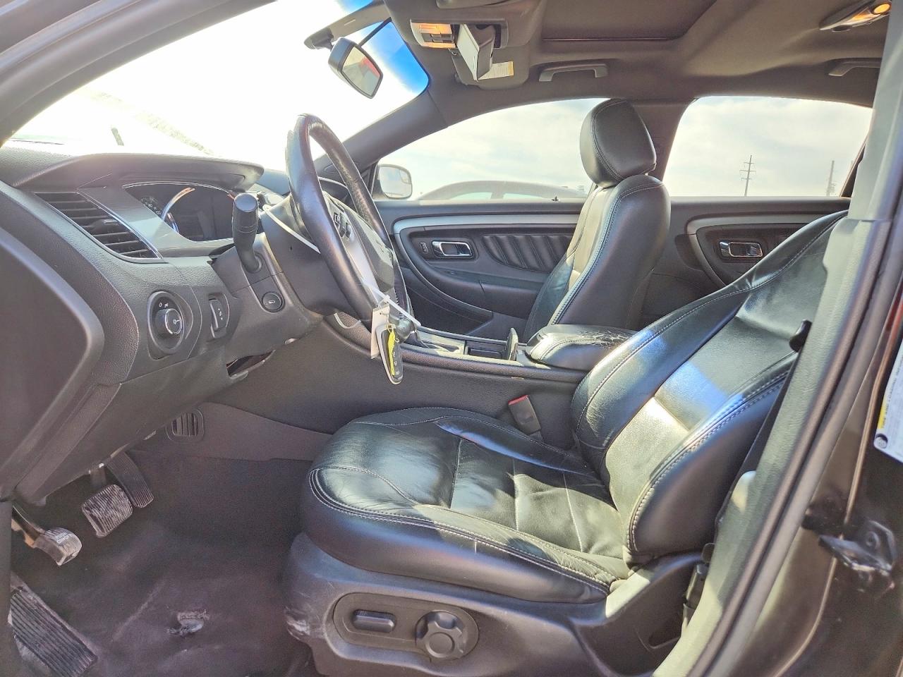 2016 FORD TAURUS SEL photo 13