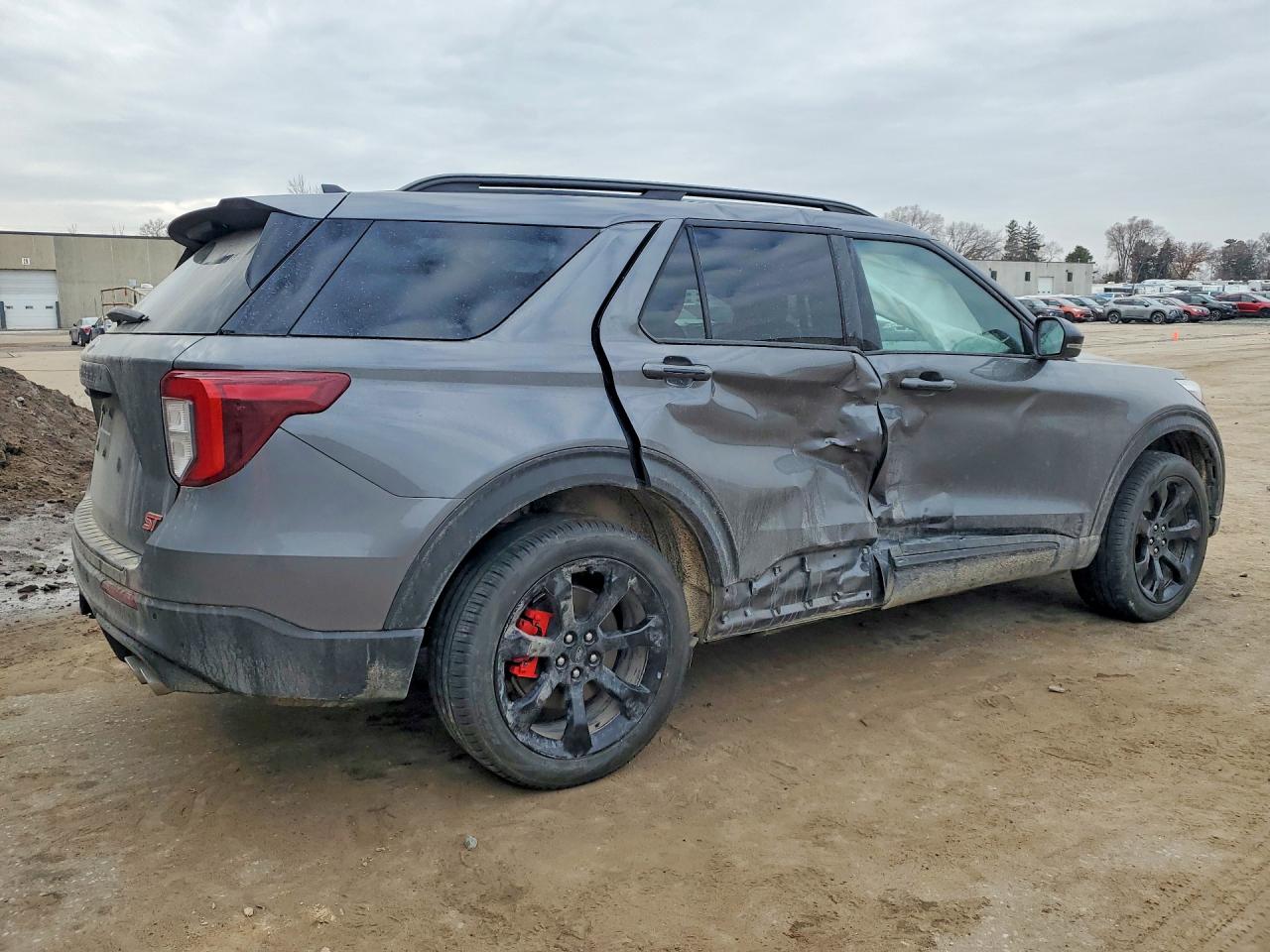 2023 FORD EXPLORER ST photo 7