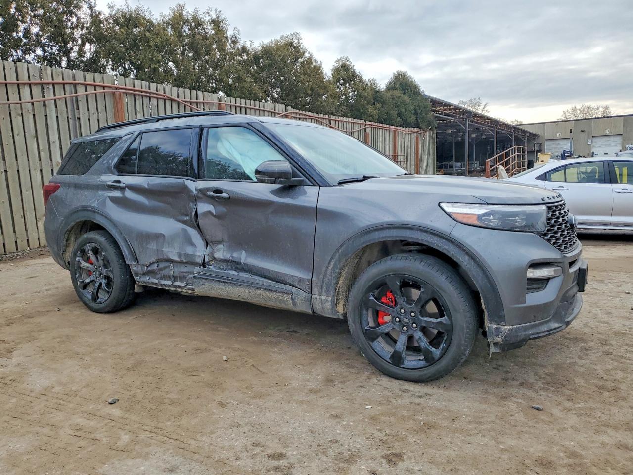 2023 FORD EXPLORER ST photo 10