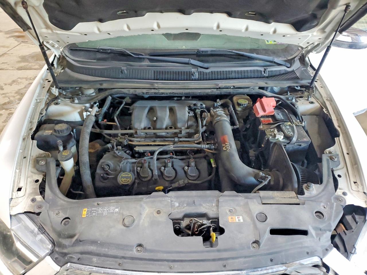 2014 FORD TAURUS LIMITED photo 31
