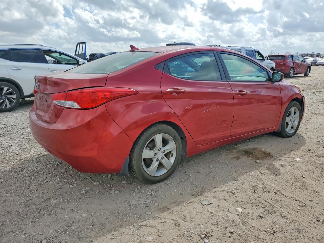 2013 HYUNDAI ELANTRA GLS photo 5