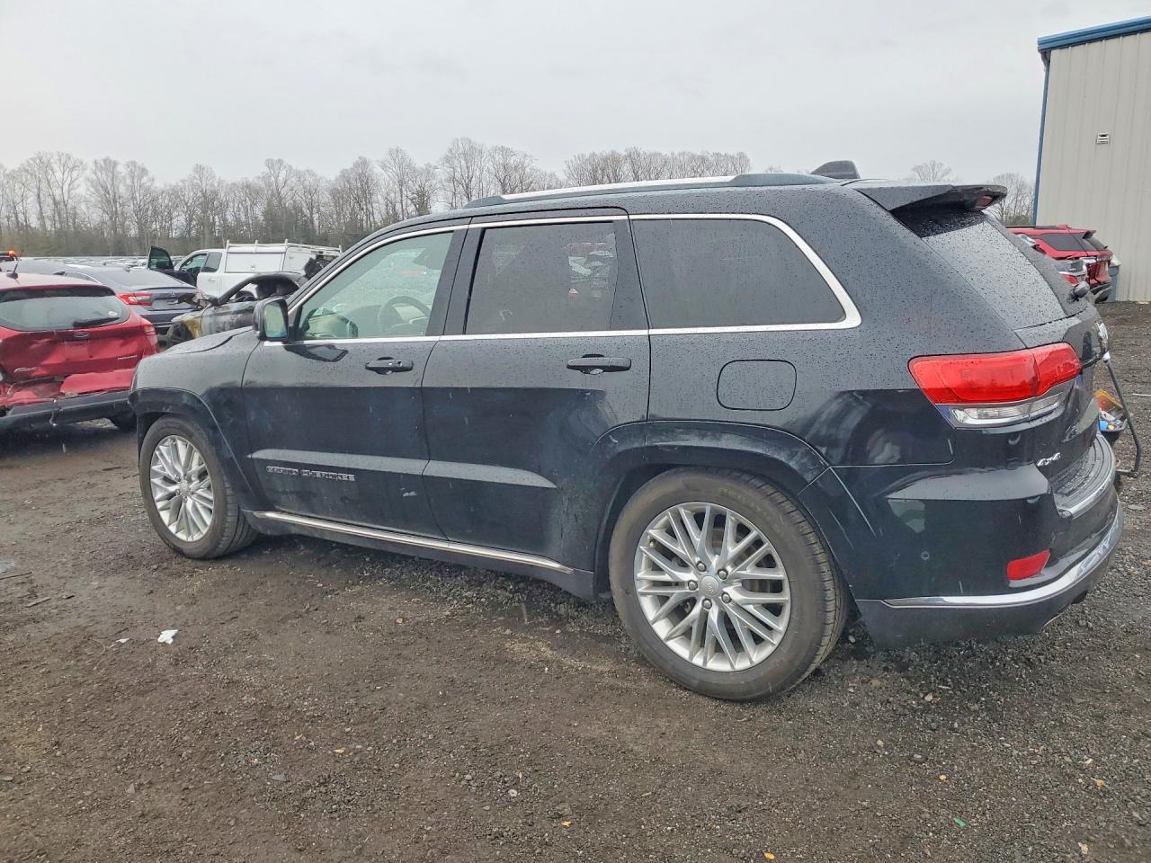 2018 JEEP GRAND CHEROKEE SUMMIT photo 2