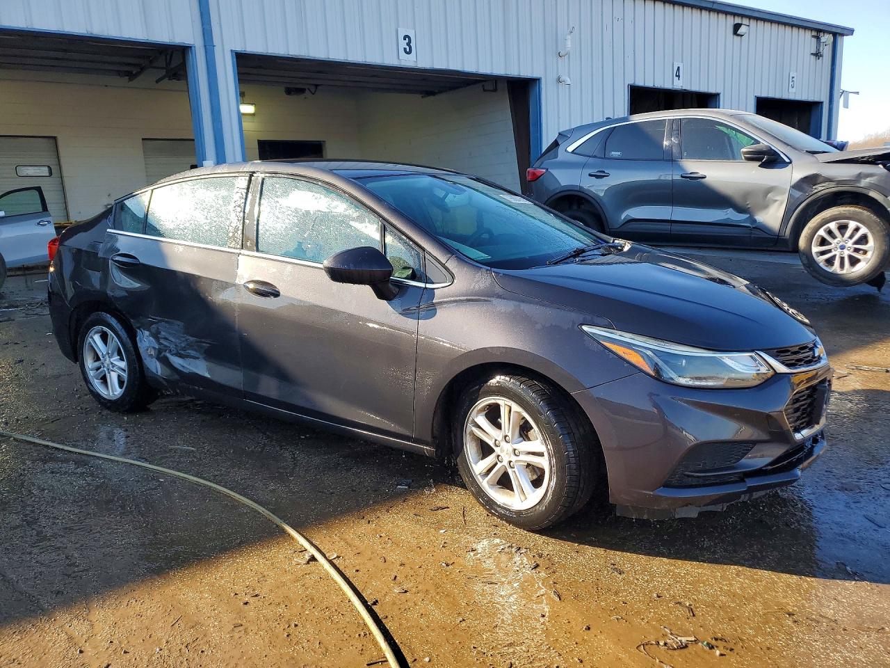 2017 CHEVROLET CRUZE LT photo 10