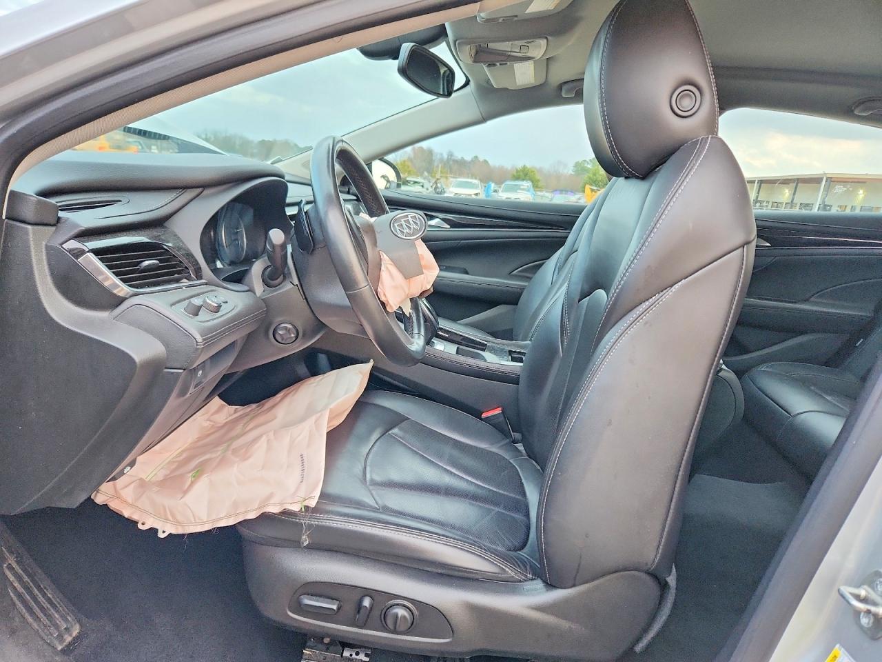2017 BUICK LACROSSE ESSENCE photo 13